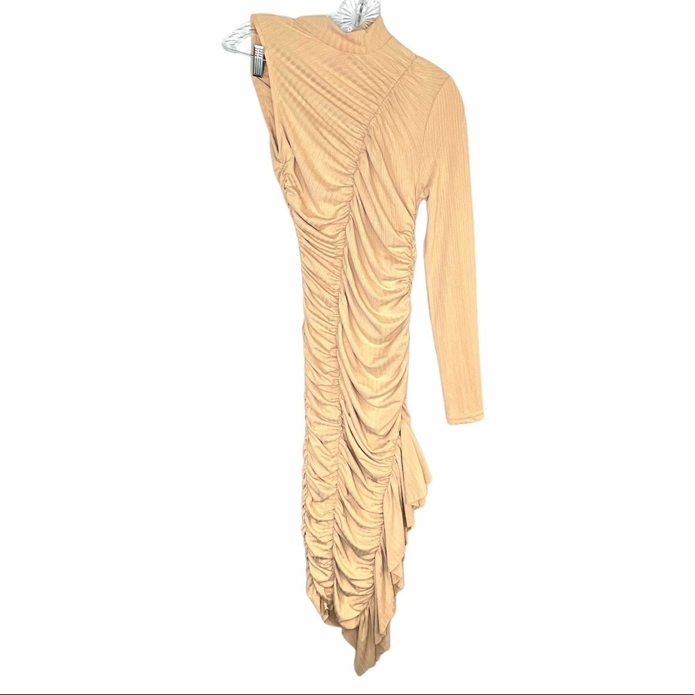SHEIN One Sleeve Rib Knit Ruffle Hem Ruched Dress - Picture 5 of 9